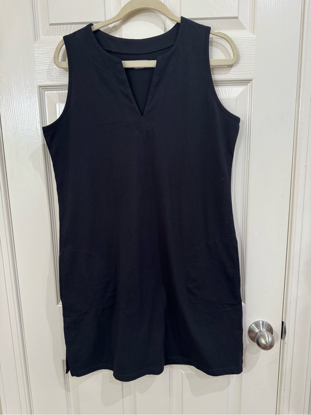 Lands' End Black Sleeveless V-Notch Midi Dress